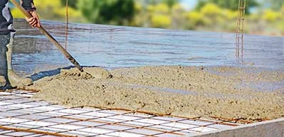 chape beton à Versailles avec machine